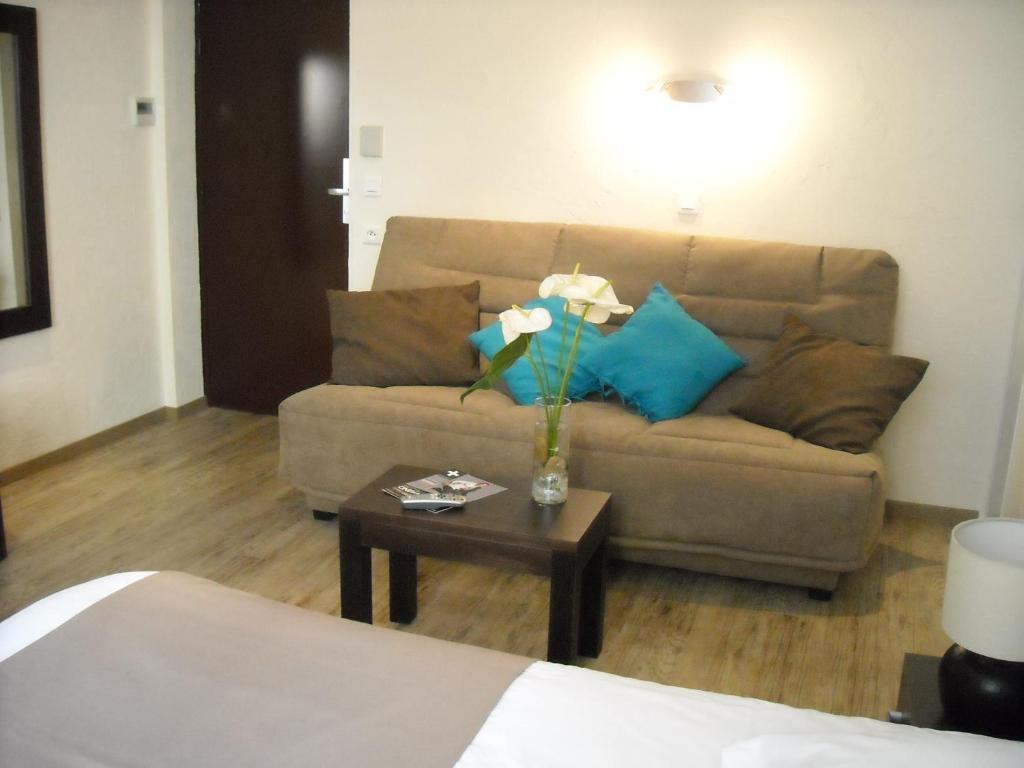 Hotel Spa Les Alpes Greoux-les-Bains Room photo